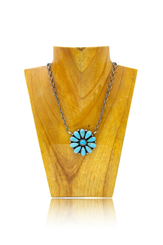Lily Necklace