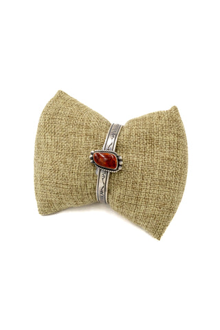 Amanda Cuff - Red Spiny Oyster
